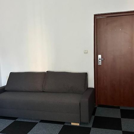 Lezzet B&B Pokoj Goscinny & Turkishrestaurant Warsaw Exterior photo